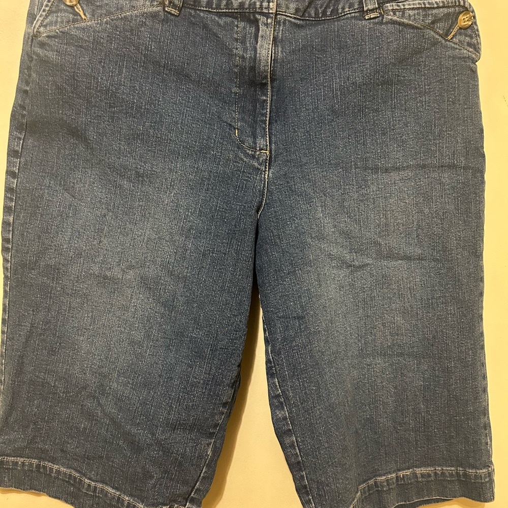 Talbots Mid Blue Denim Jean Shorts Sz 10 with Flap Pockets Stretch